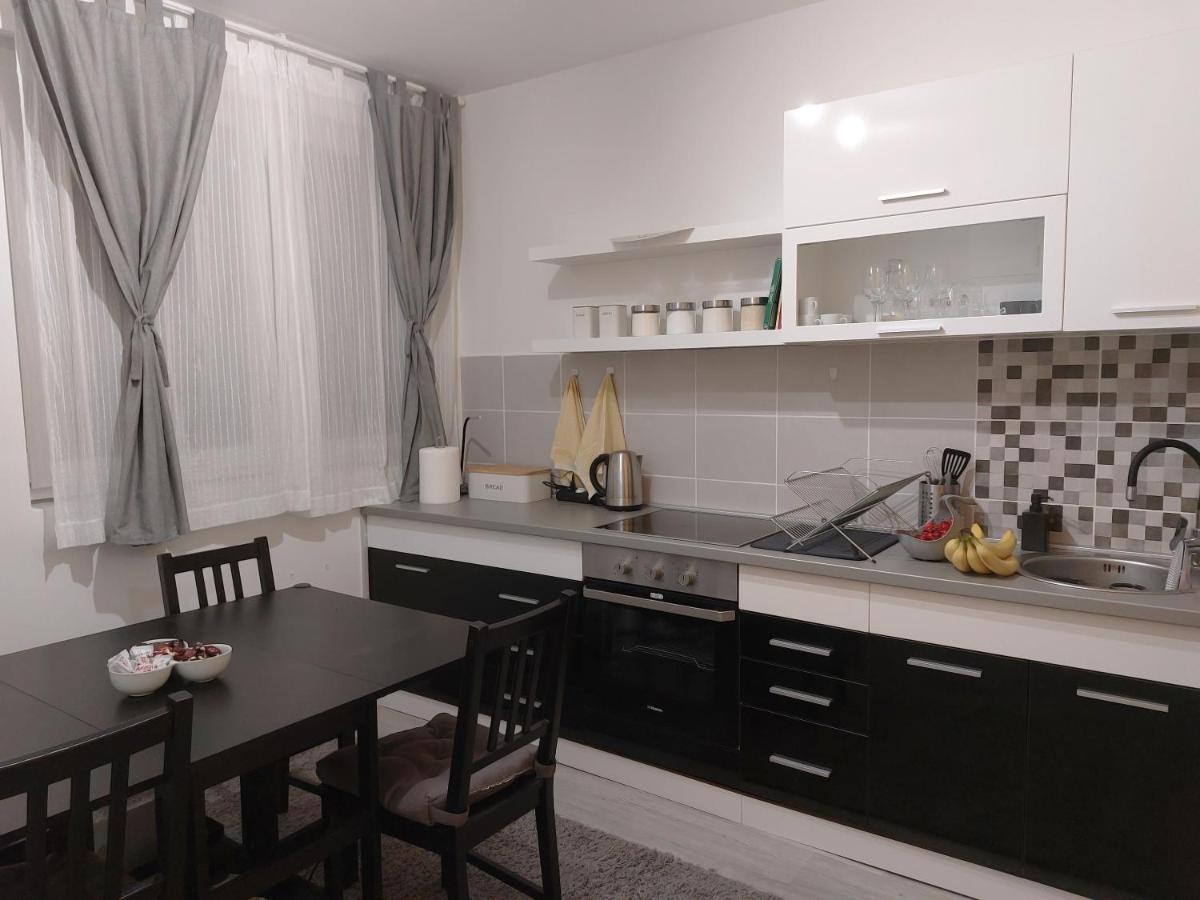 Apartman Pletisanak Gornji Milanovac Exterior photo